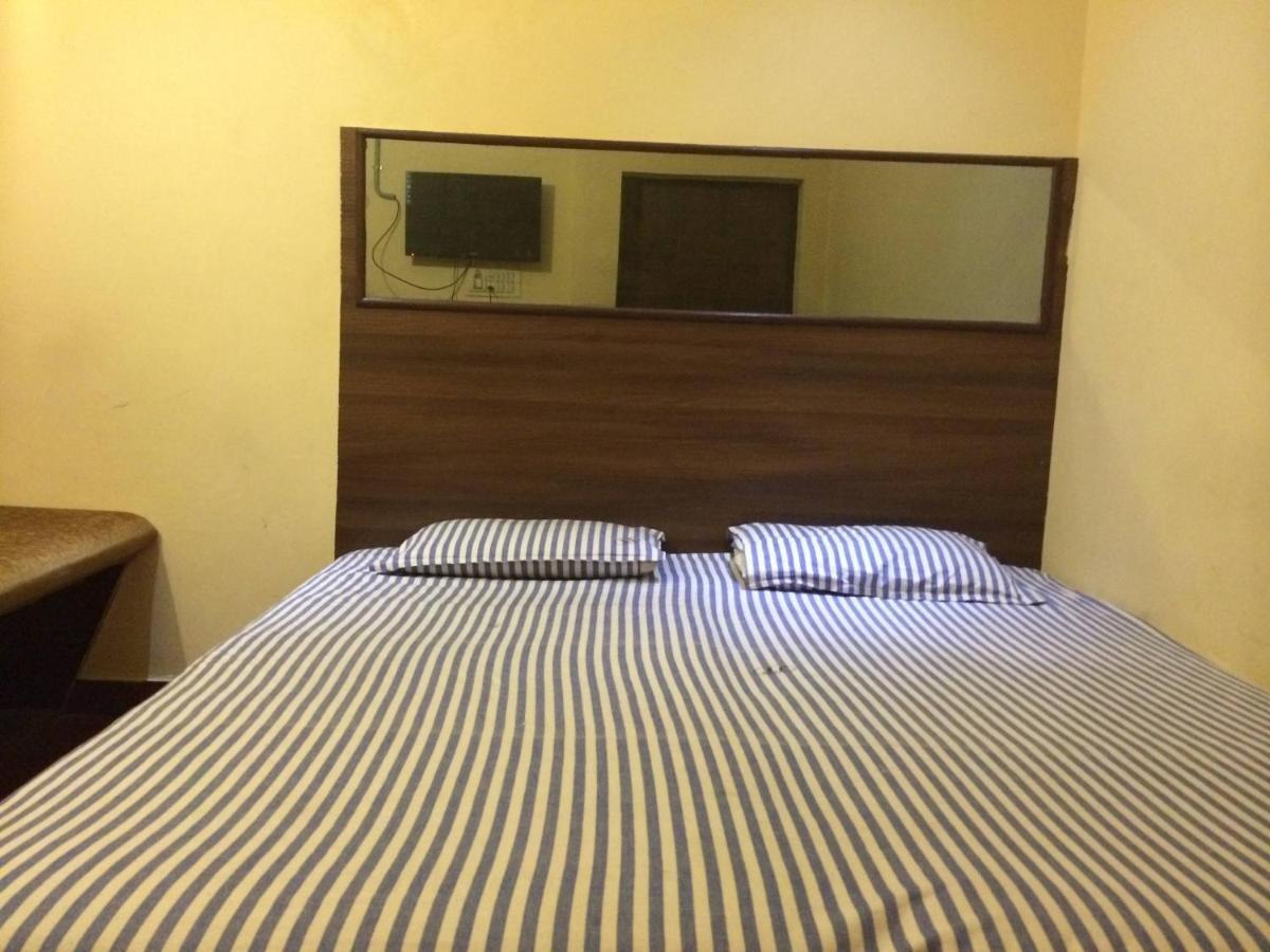Family Guest House Near Bus-Stand Ποντισερί Εξωτερικό φωτογραφία