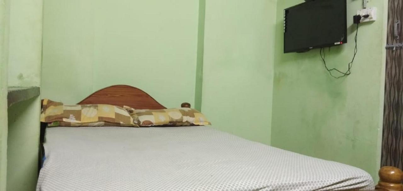 Family Guest House Near Bus-Stand Ποντισερί Εξωτερικό φωτογραφία